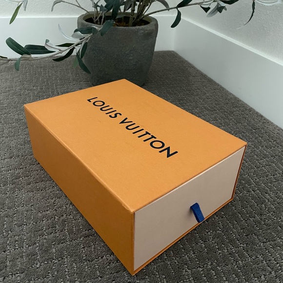 Pre-loved Authentic Louis Vuitton Flat Denim Espadrille - Picture 2 of 10